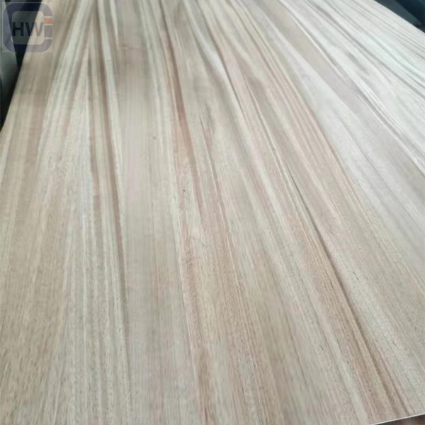 Customizable natural okoume veneer 