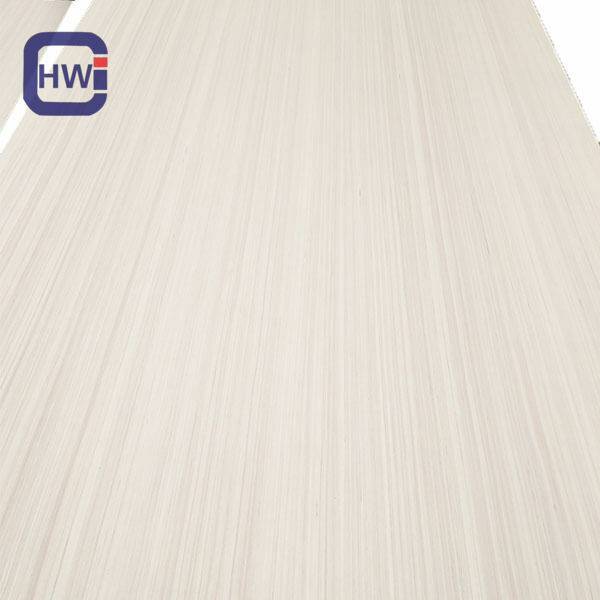 HW 1220x2440mm High-Quality Engineered Veneered Plywood