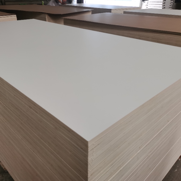 White HPL Plywood